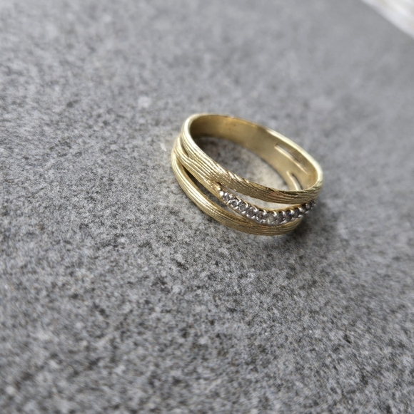 I.Reiss 14K Gold 0.10 ct. tw. Highway Ring, size 7 - Picture 9 of 16